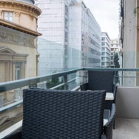 Syntagma Square, 100sqm Luxurious Family أثينا